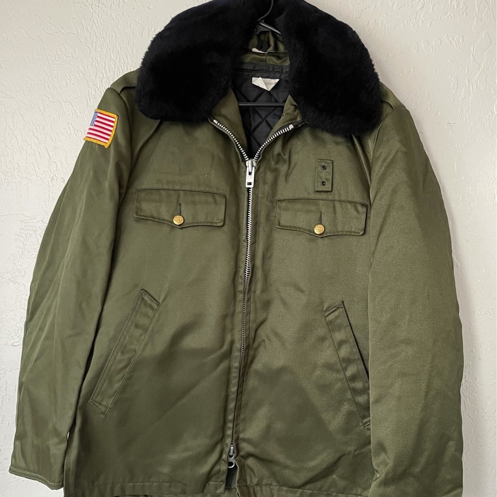 Vintage Army Green Jacket Black fur collar / Vintage Law Enforcement Bomber